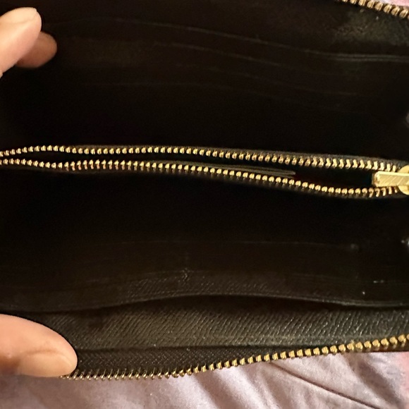 Authentic used 2 coach wallets . 85 dollars - Picture 3 of 4